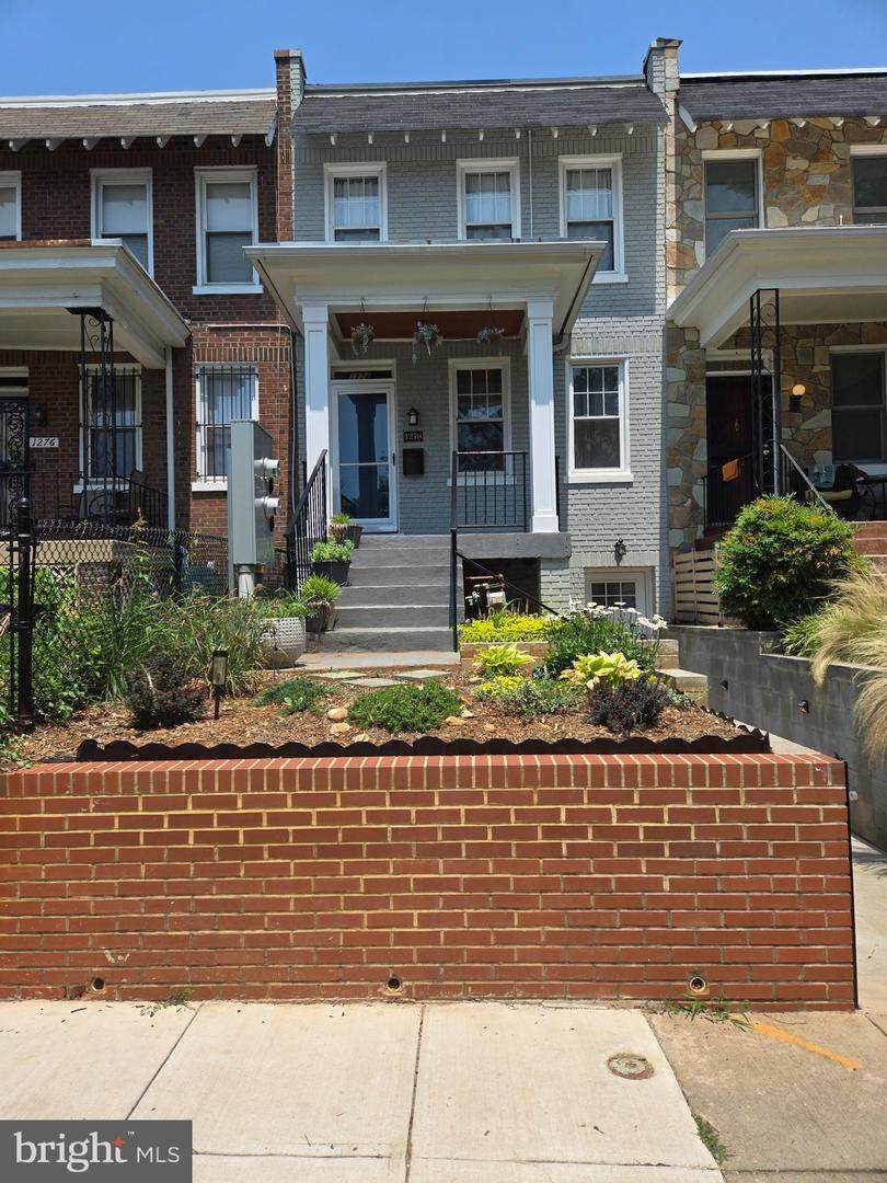 1278 Neal Street - Photo 1