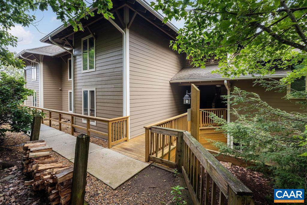 2082 Stone Ridge Condos - Photo 1