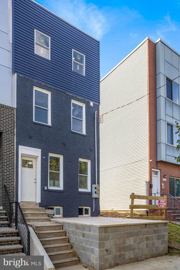 2116 Franklin Street - Photo 1