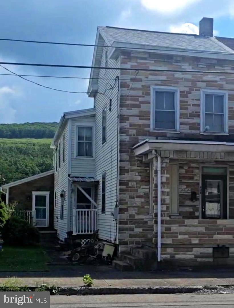 428 Main Street - Photo 1