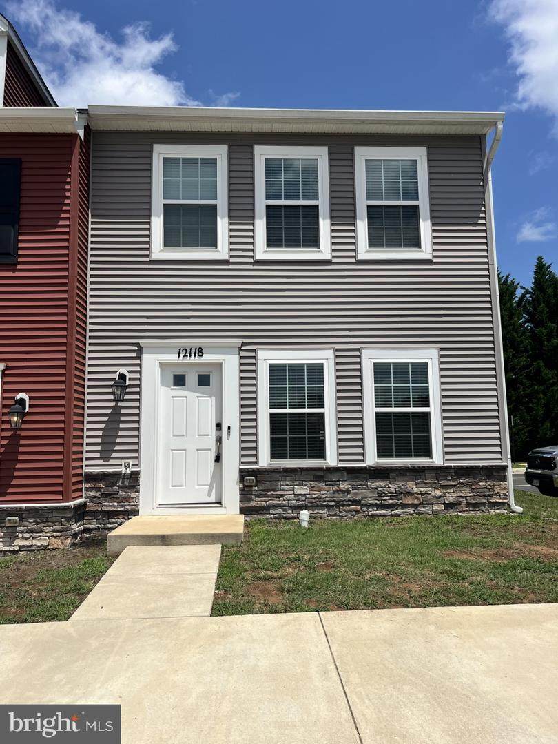 12118 Bowling Farm Court - Photo 1