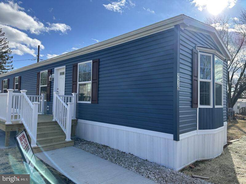 215 Jamie Lane - Photo 1