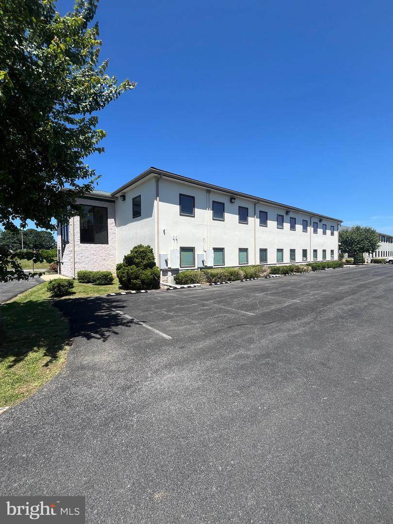 130 Burr Boulevard - Photo 1