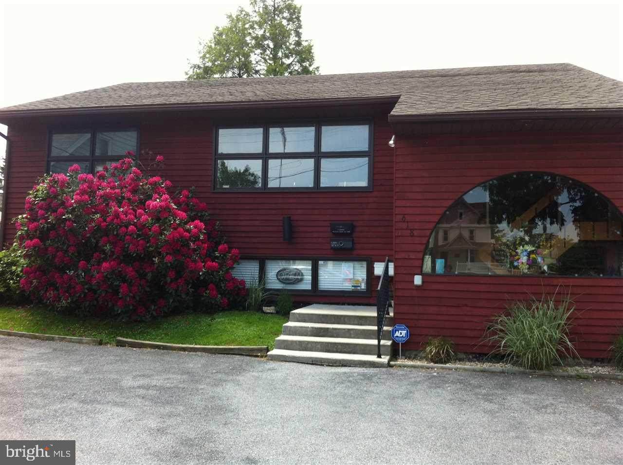 618 Bridge Street - Photo 1