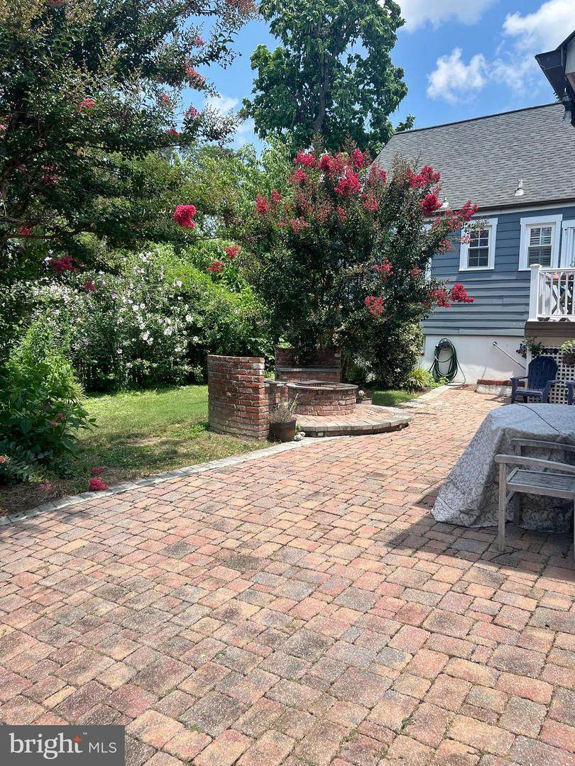 2302 Randolph Avenue - Photo 1