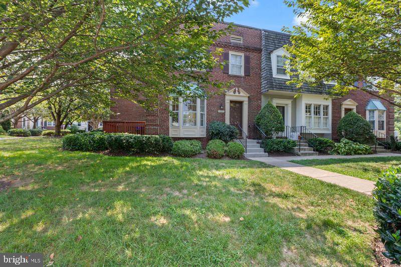 4882 Chevy Chase Drive - Photo 1