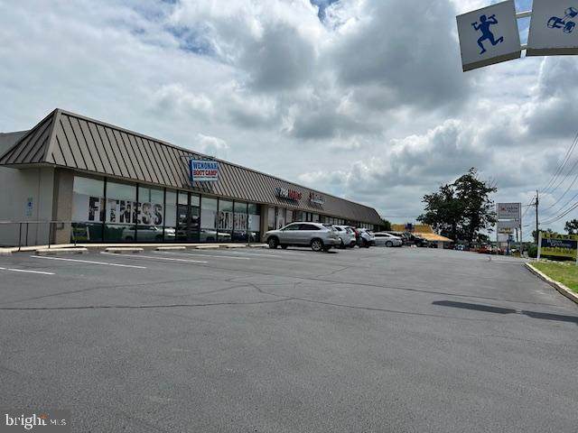 1086 Mantua Pike - Photo 1