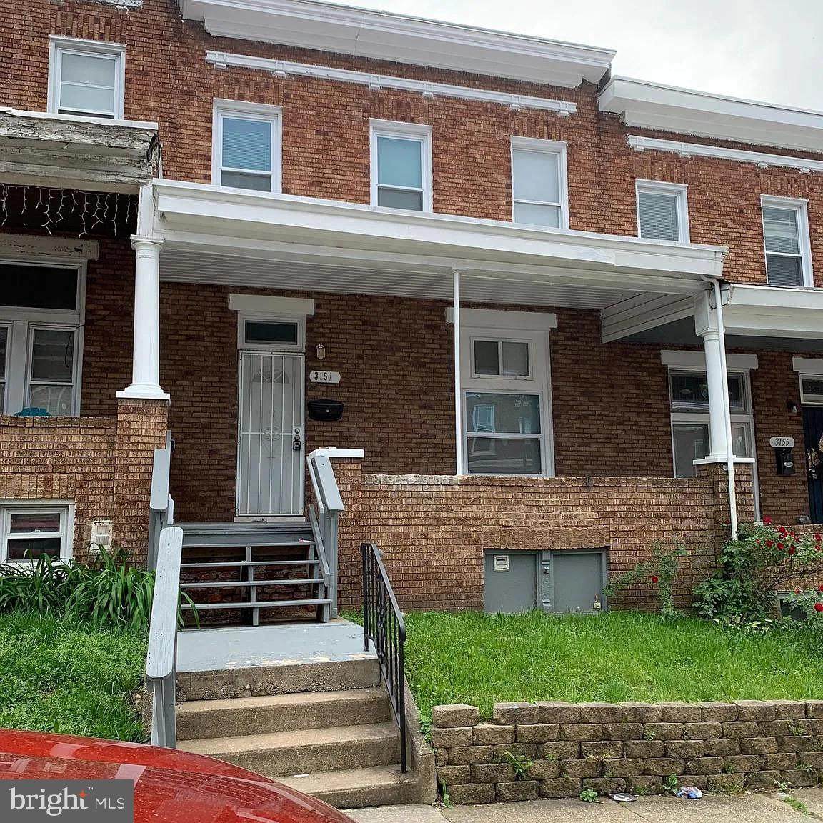 3157 Elmora Avenue - Photo 1