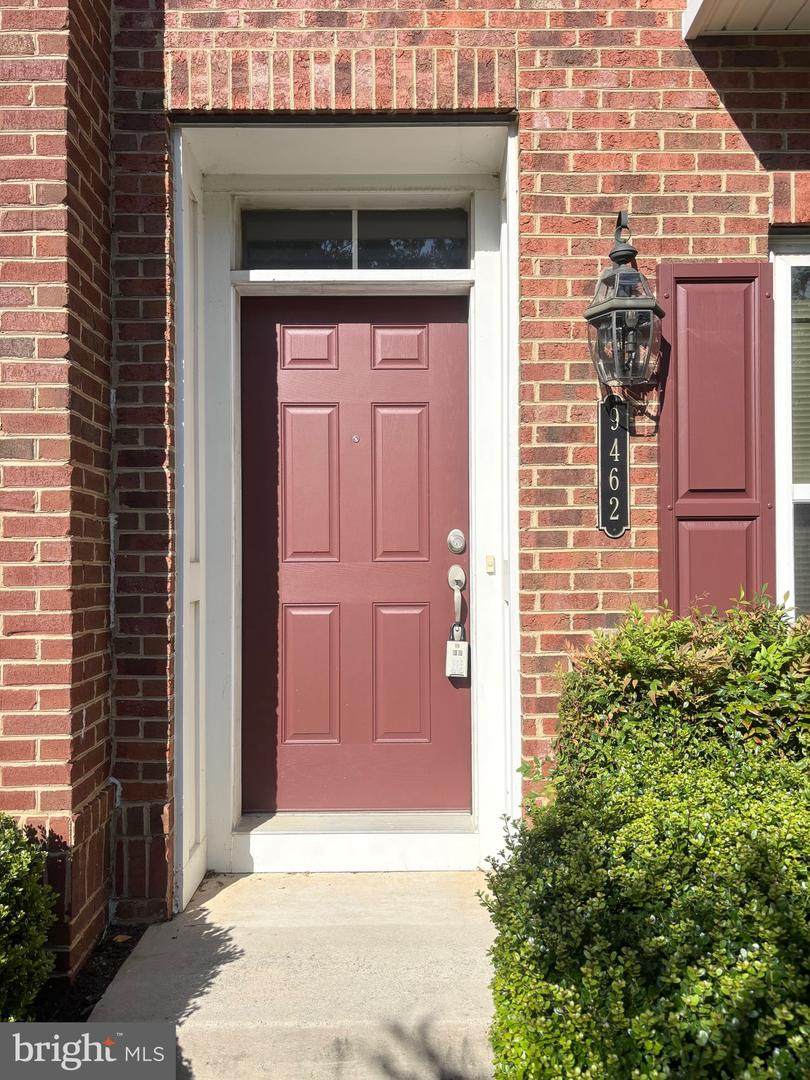 9462 Canonbury Square - Photo 1