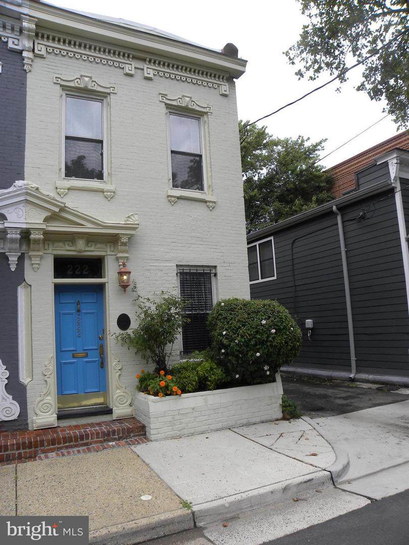 222 Patrick Street - Photo 1