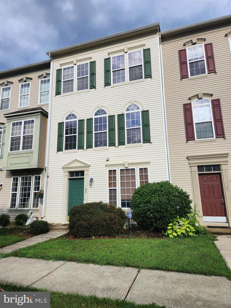 92 Davis Street - Photo 1