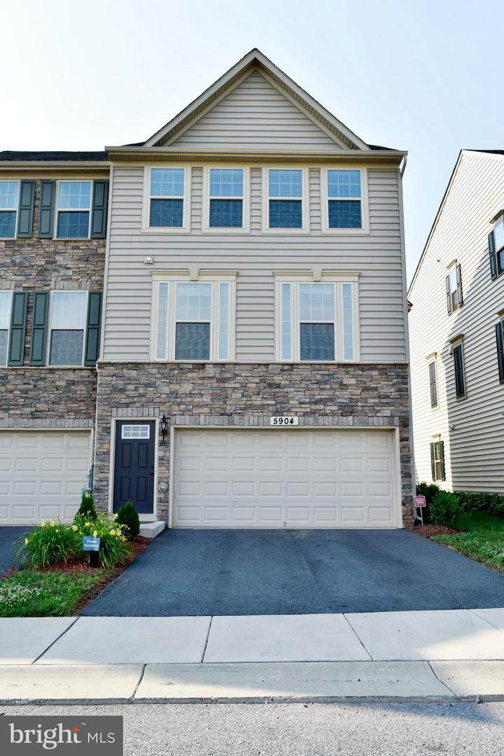 5904 Leben Drive - Photo 1