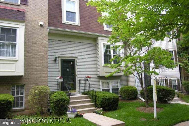 802 Ivy League Lane - Photo 1
