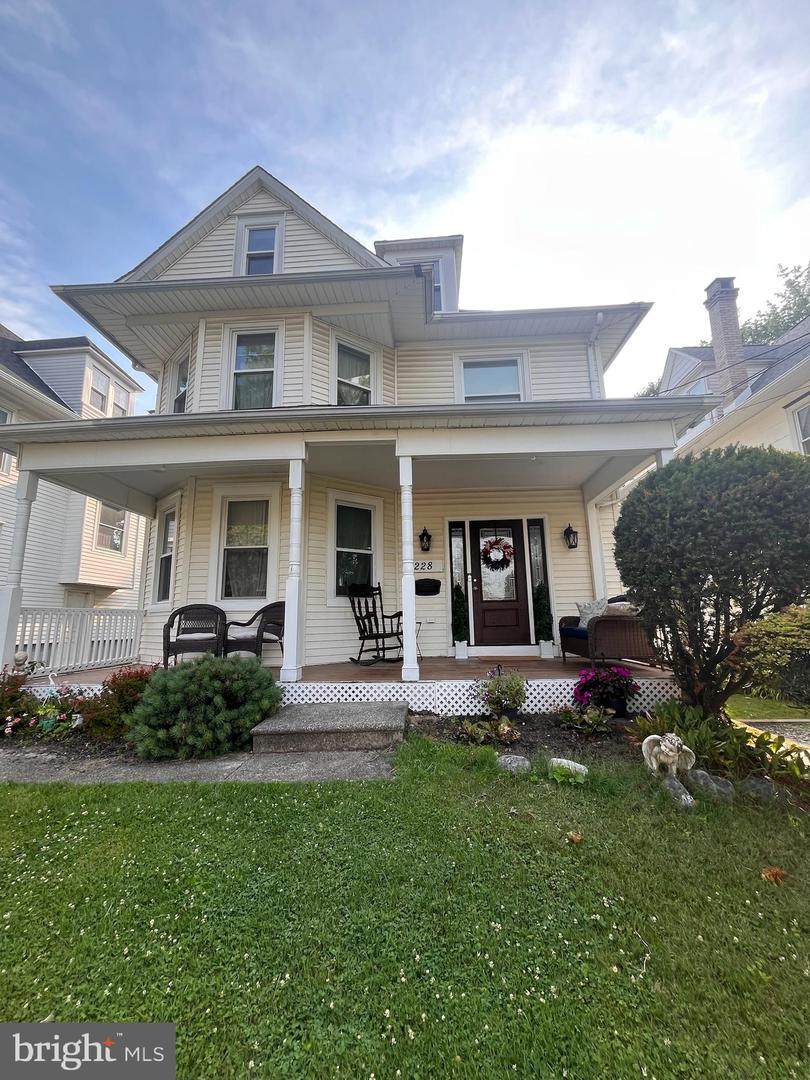 228 Centre Street - Photo 1
