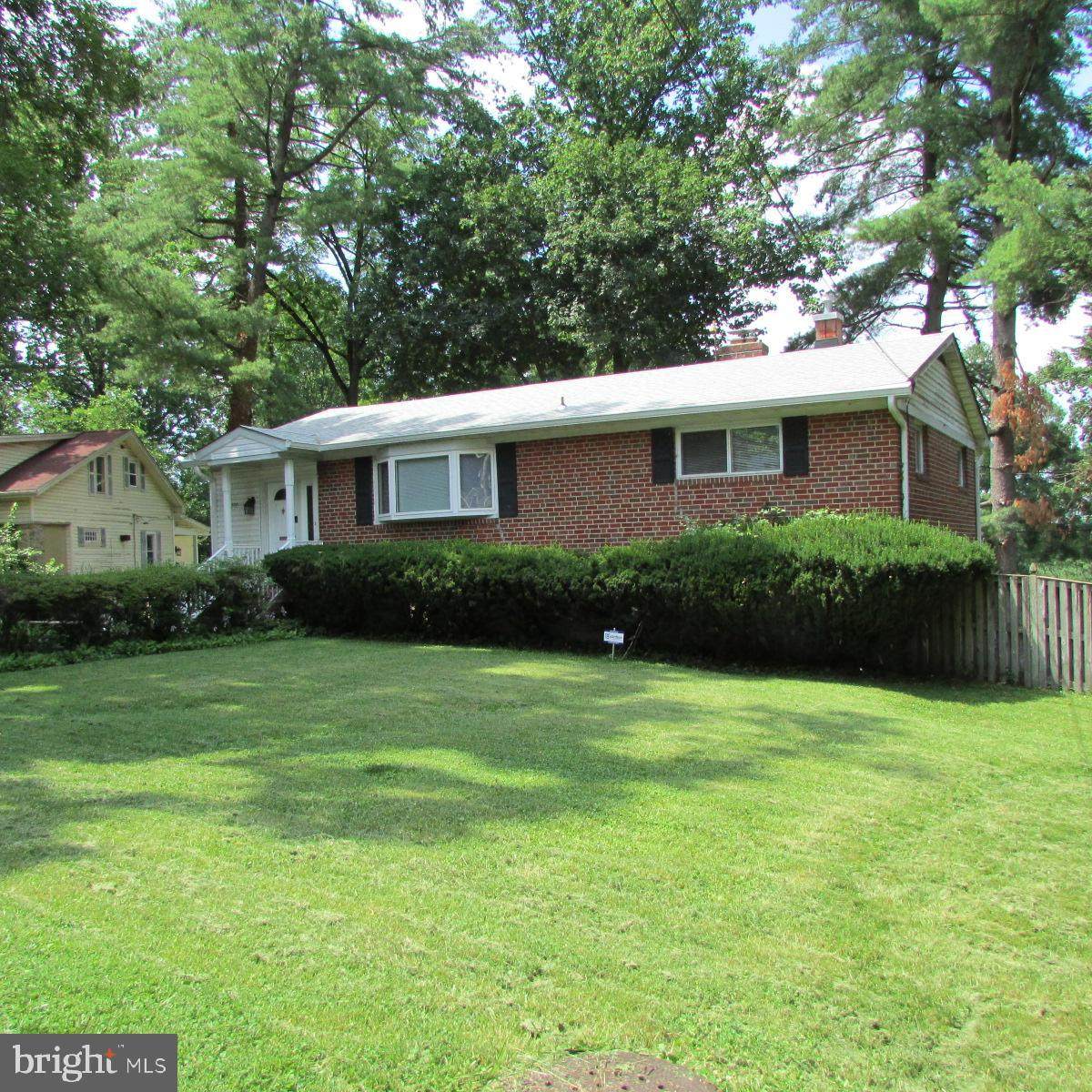 2700 Sulgrave Avenue - Photo 1