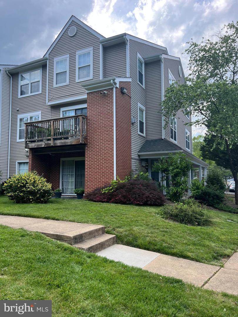 11268 Stagestone Way - Photo 1
