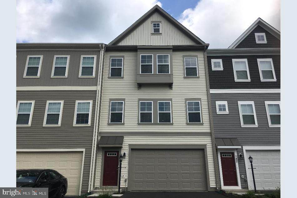 121 Lindy Way - Photo 1