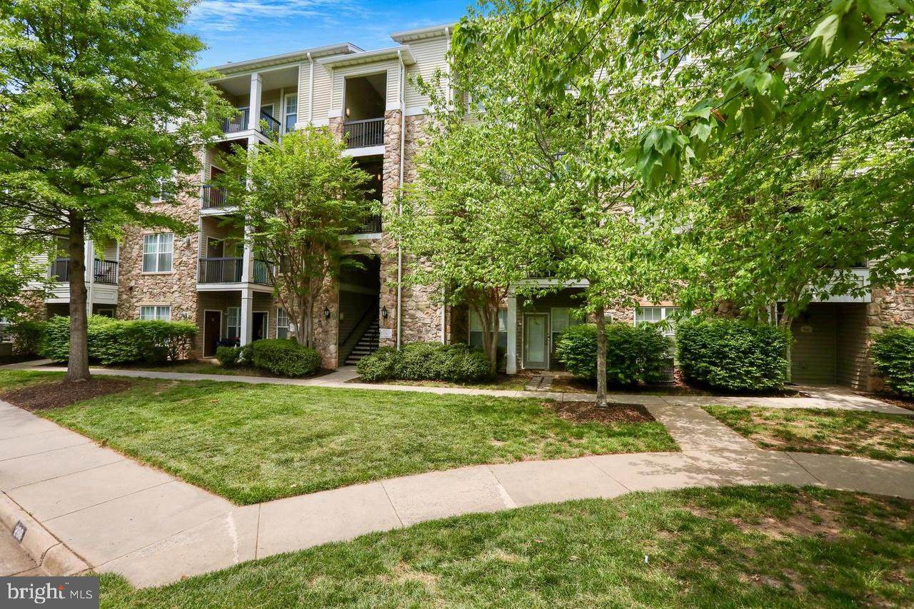 5142-UNIT M Brittney Elyse Circle - Photo 1