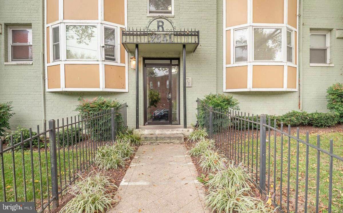 2841 Gainesville Street - Photo 1