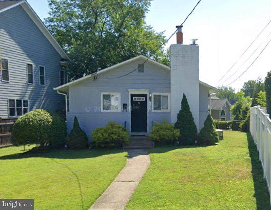 10003 Edward Avenue - Photo 1