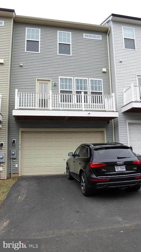 44016 Etna Terrace - Photo 1