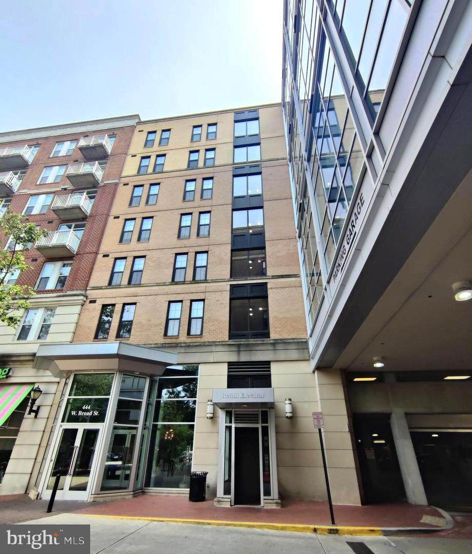 444 Broad Street - Photo 1