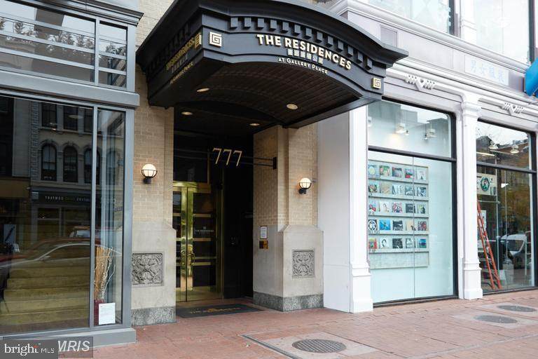 777 7TH Street - Photo 1