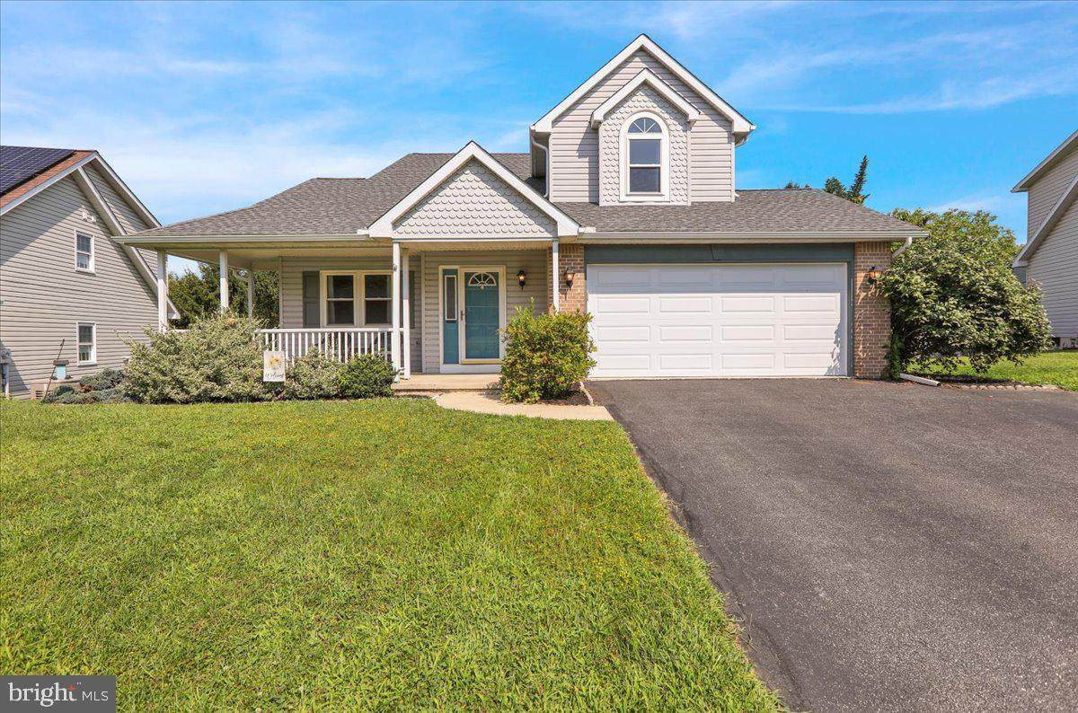 219 Callery Drive - Photo 1