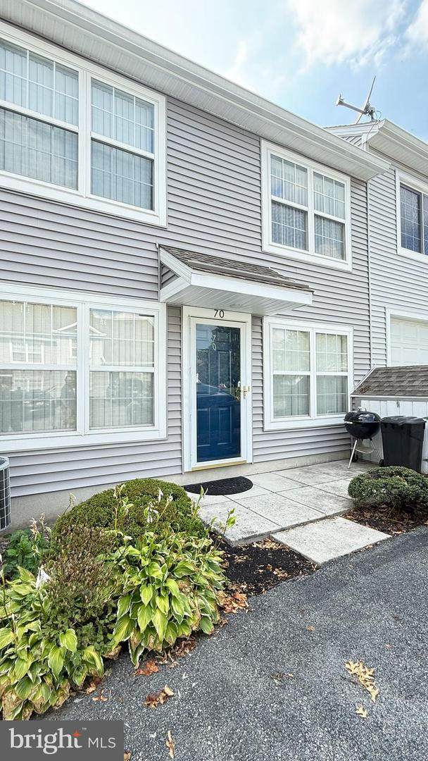 70 Courtyard Drive - Photo 1