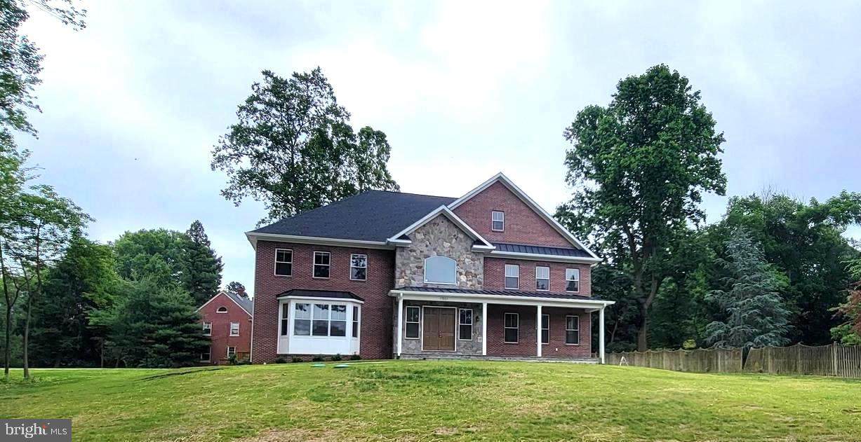 17031 Georgia Avenue - Photo 1