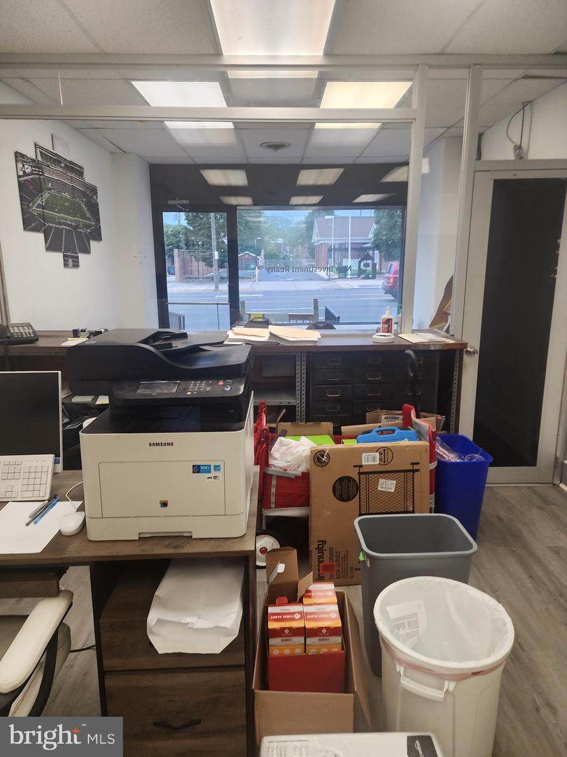 4713 Broad Street - Photo 1