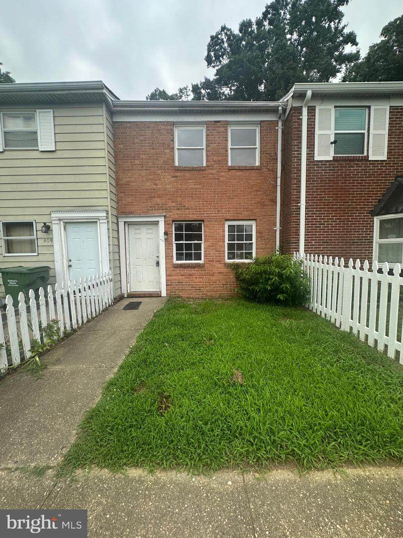 807 Bellows Avenue - Photo 1