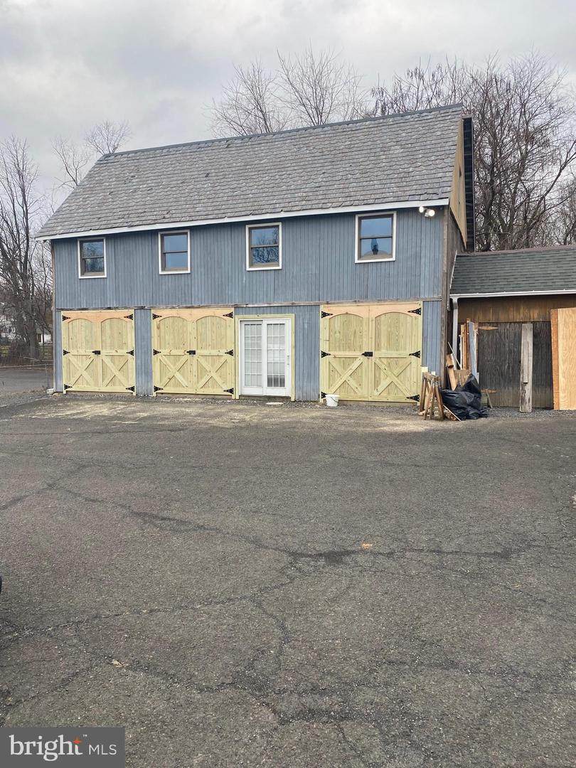 87 StreetRd Street Road - Photo 1