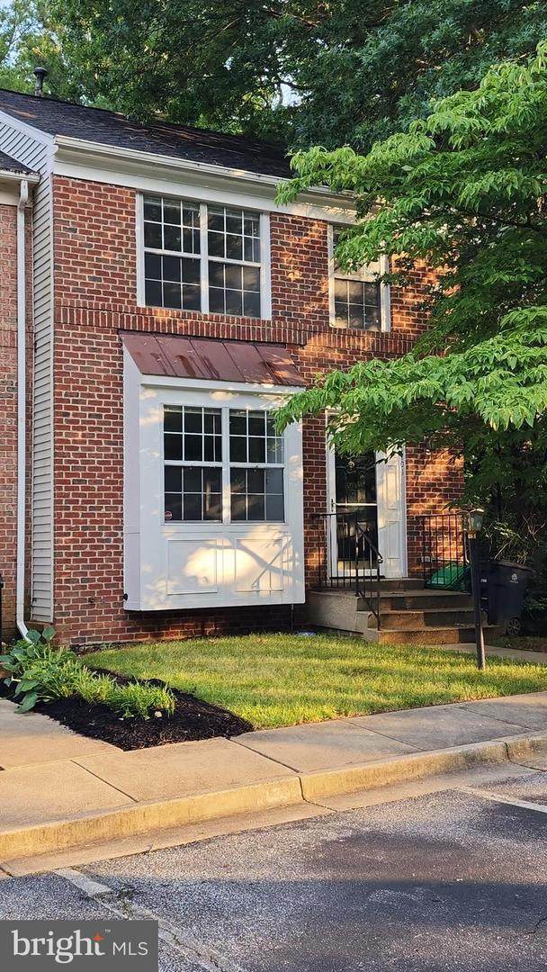 1701 Stourbridge Court - Photo 1