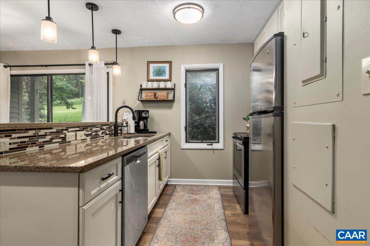 2226 Tanners Ridge Condos - Photo 1