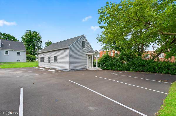 9511 Belair Road - Photo 1