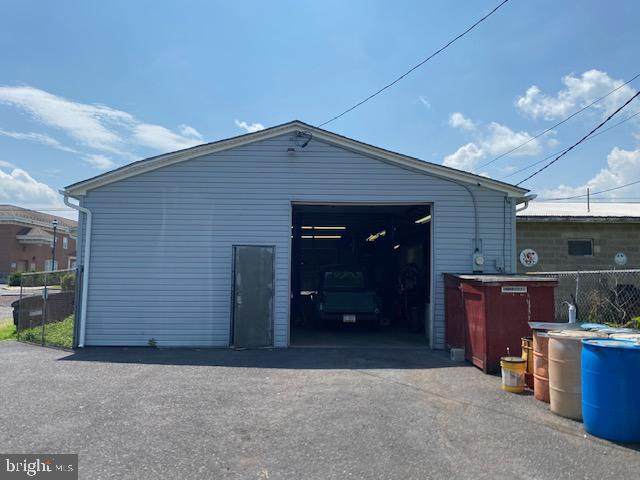 316 Penn Street - Photo 1