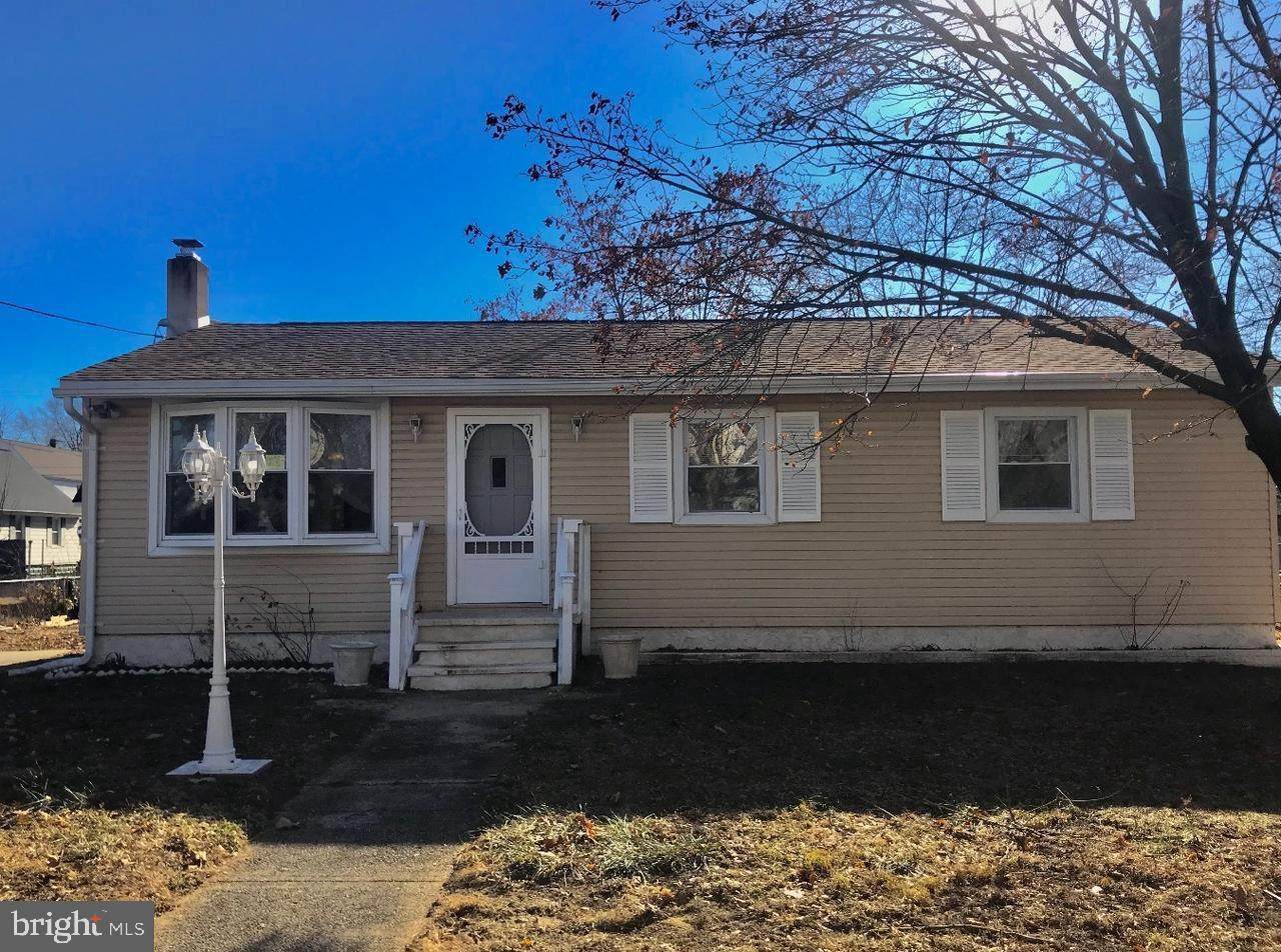 344 Washington - Photo 1