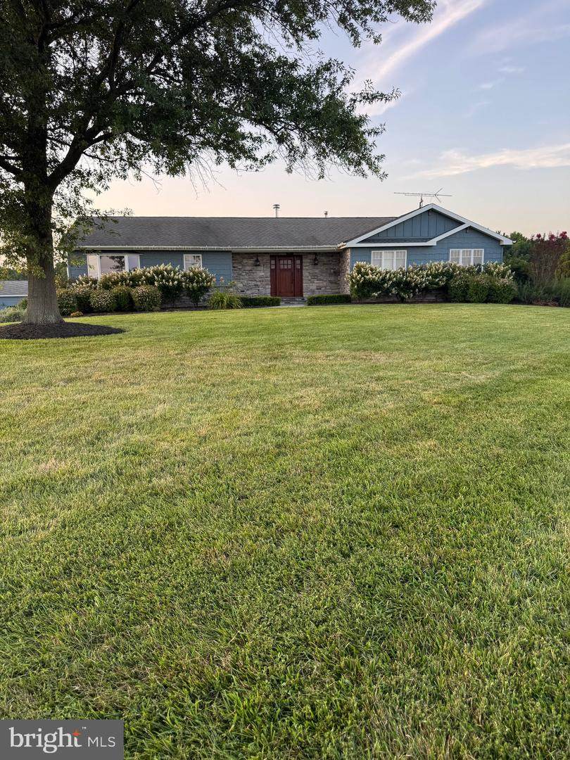 1089 Pond Neck Road - Photo 1