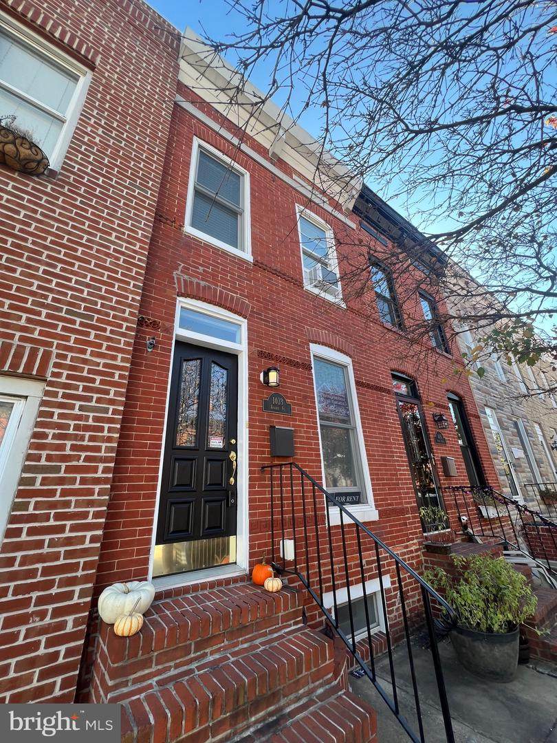 1403 Andre Street - Photo 1