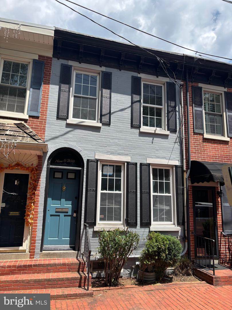 903 Lovering Avenue - Photo 1