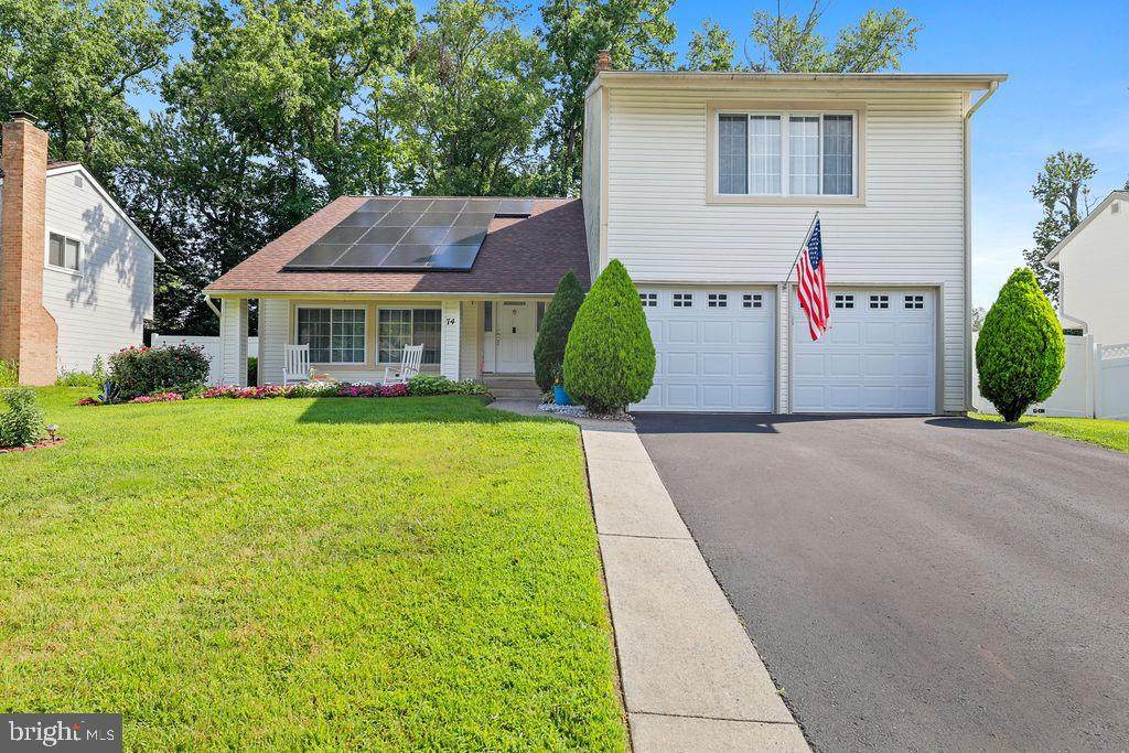 74 Carlton Avenue - Photo 1