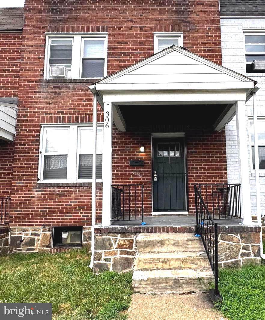 306 Monastery Avenue - Photo 1