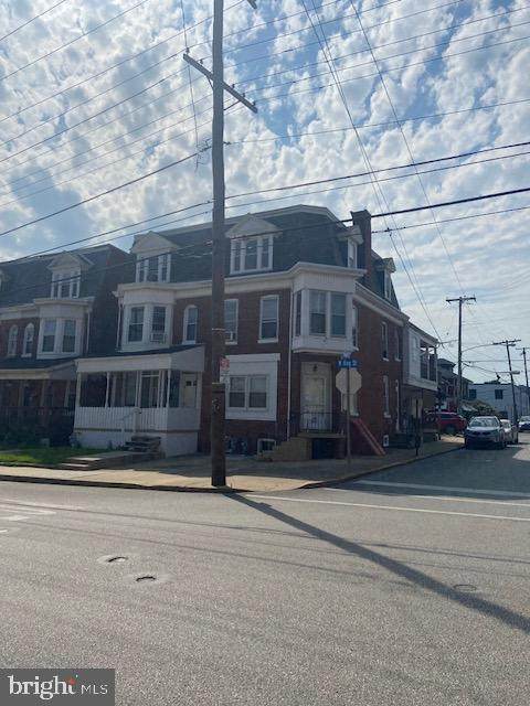 1242 King Street - Photo 1