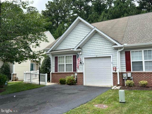 23 Hatteras Street - Photo 1