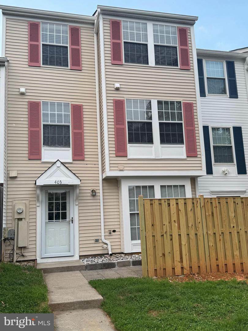403 Palmtree Drive - Photo 1