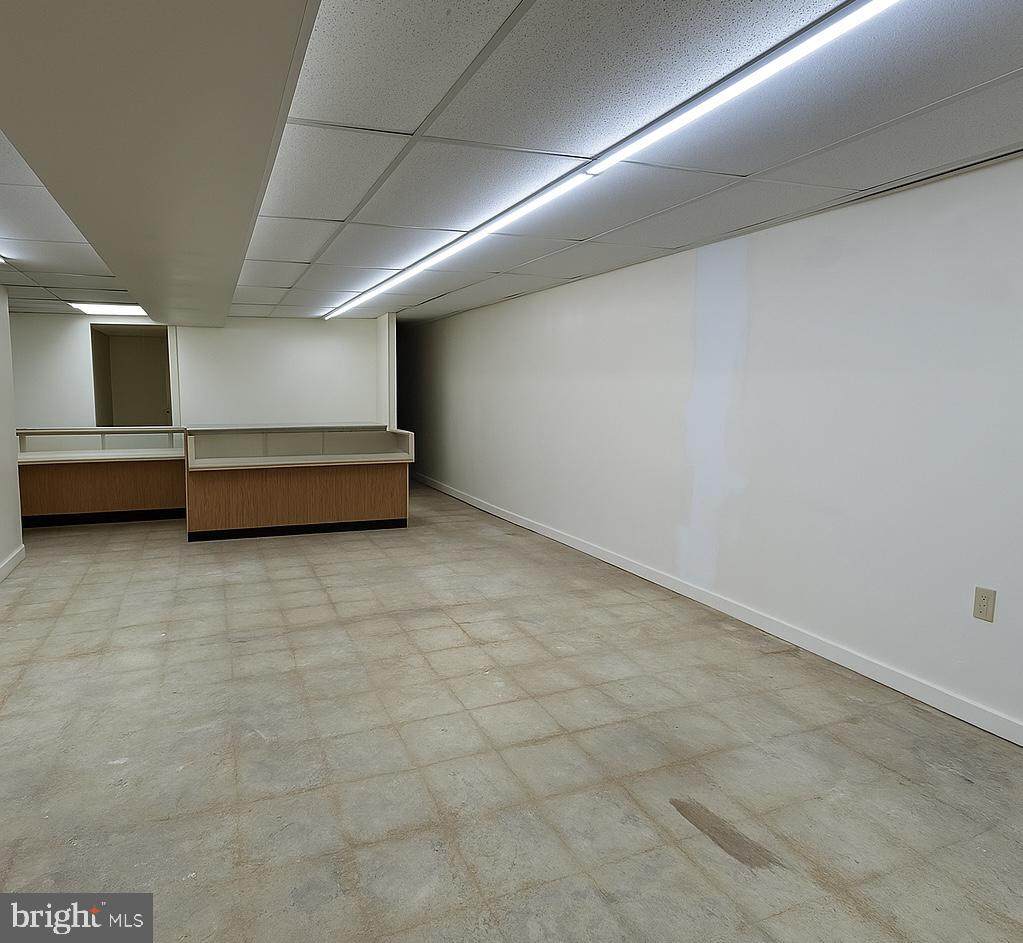 721 Sansom Street - Photo 1