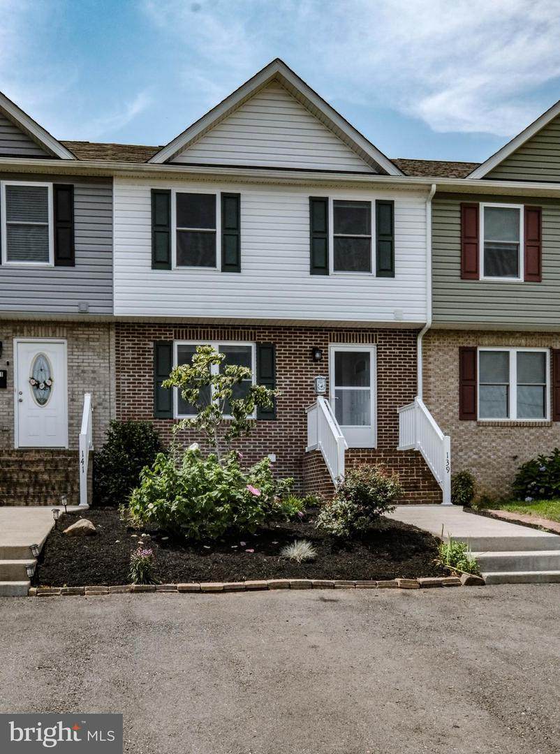 139 Steele Avenue - Photo 1