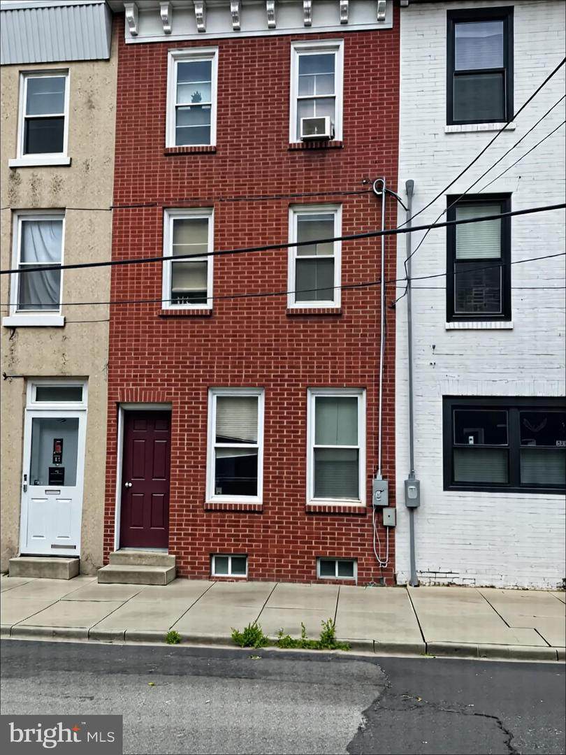 1653 Cadwallader Street - Photo 1