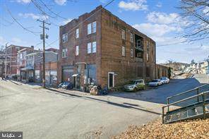326 Broad Street - Photo 1